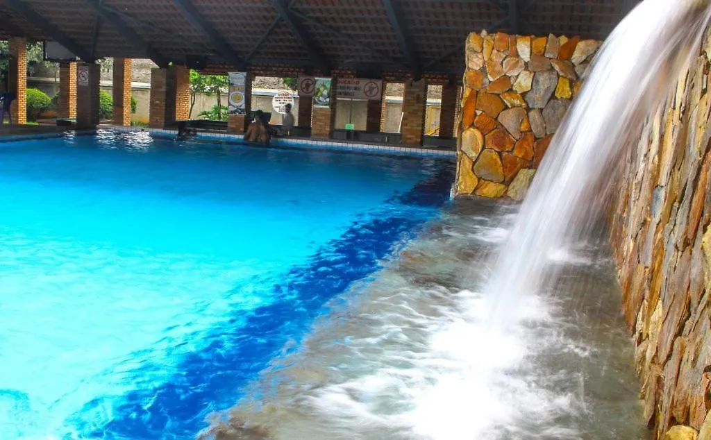 Aparthotel Imperio Romano - Bonus 1 Dia No Acqua Park Vulcao - Caldas Novas