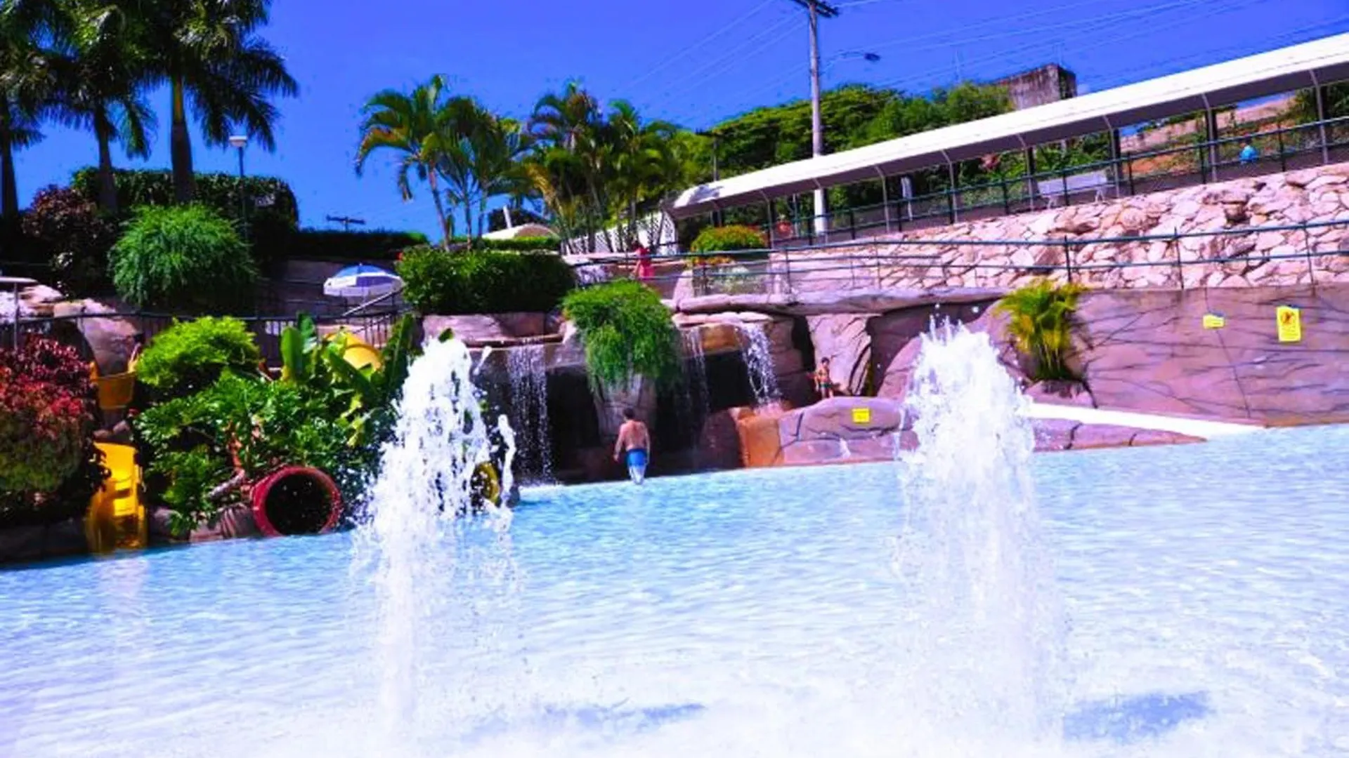 Aparthotel Imperio Romano - Bonus 1 Dia No Acqua Park Vulcao - Caldas Novas
