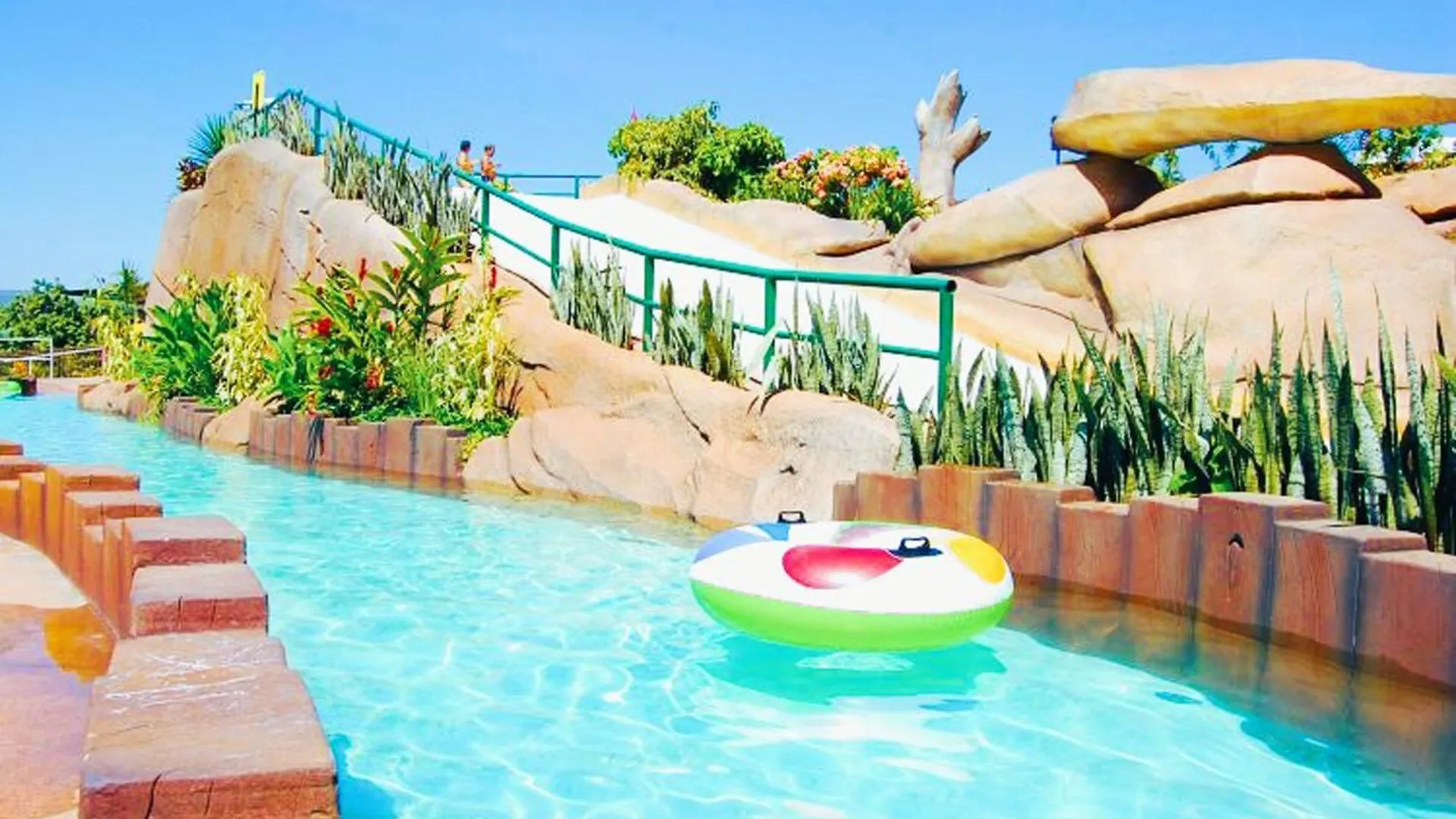 Imperio Romano - Bonus 1 Dia No Acqua Park Vulcao - Caldas Novas