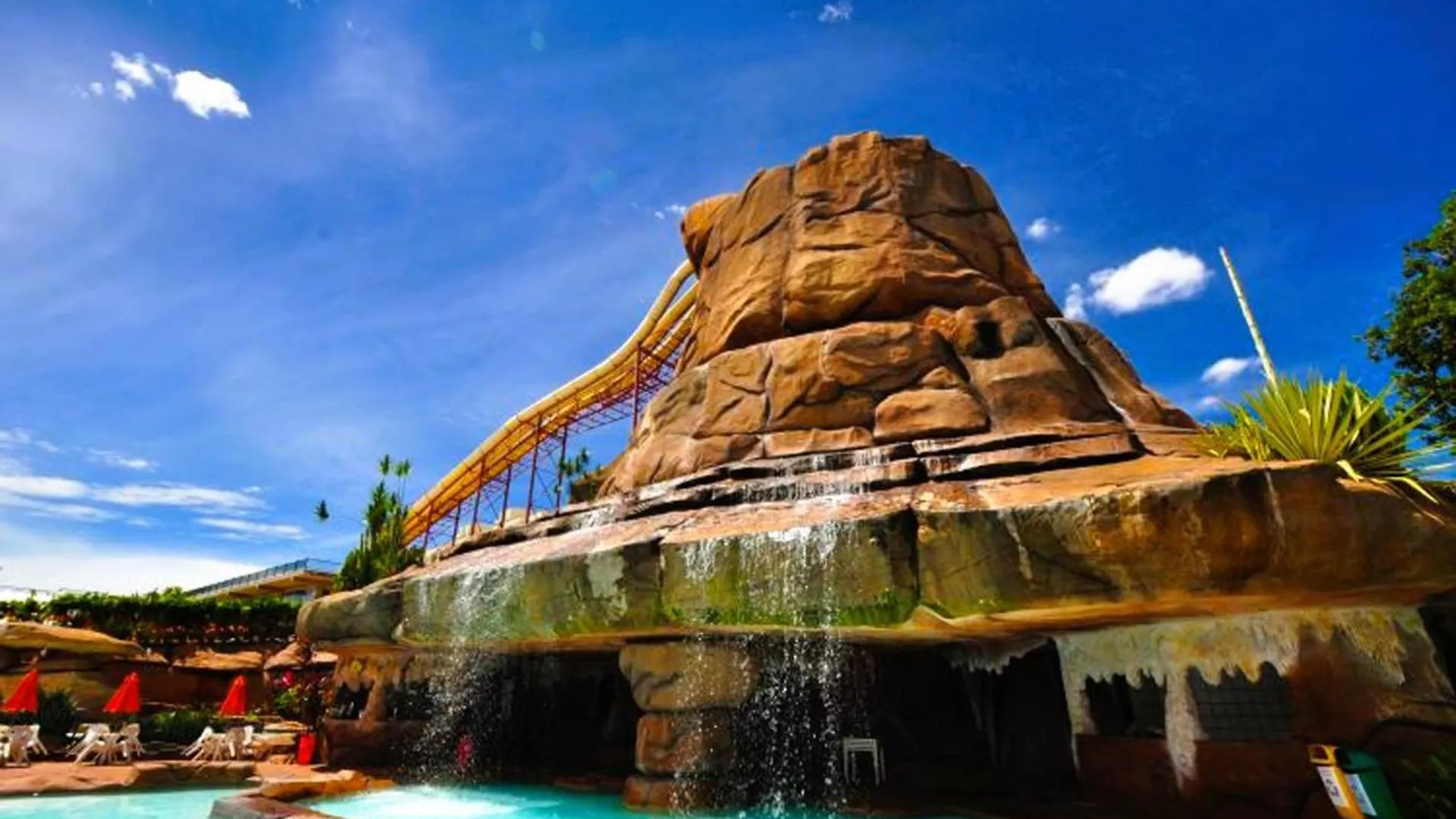Aparthotel Imperio Romano - Bonus 1 Dia No Acqua Park Vulcao - Caldas Novas